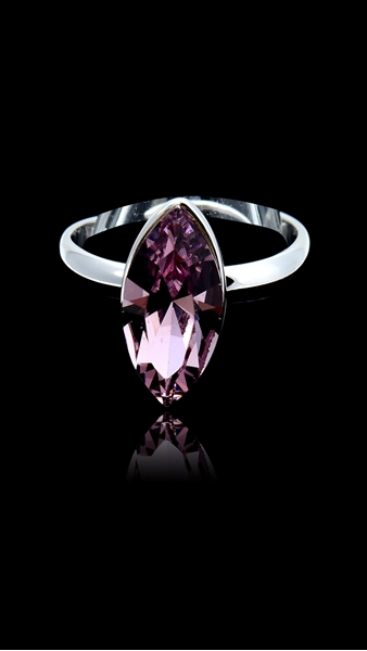 Picture of Sparkling And Fresh Colored Single Stone Swarovski Element Fashion Rings