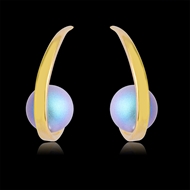 Picture of Nickel Free Gold Plated Swarovski Element Pearl Stud Earrings with No-Risk Refund