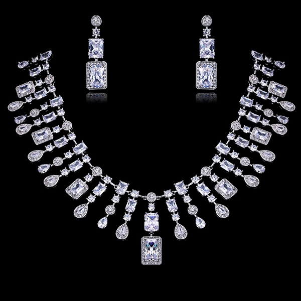 Picture of Sparkling Casual White Necklace and Earring Set