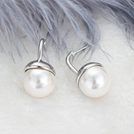 Picture of Bling Casual Artificial Pearl Stud Earrings