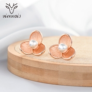 Picture of Attractive White Big Big Stud Earrings For Your Occasions