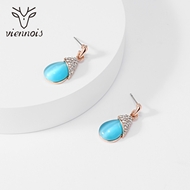 Picture of Classic Medium Stud Earrings with Fast Delivery