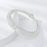 Picture of Nickel Free Platinum Plated Dubai Fashion Bangle with Easy Return