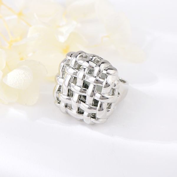 Picture of Sparkly Dubai Zinc Alloy Fashion Ring