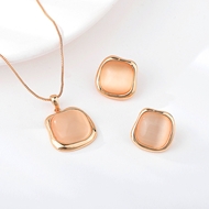 Picture of Sparkly Small Gold Plated 2 Piece Jewelry Set