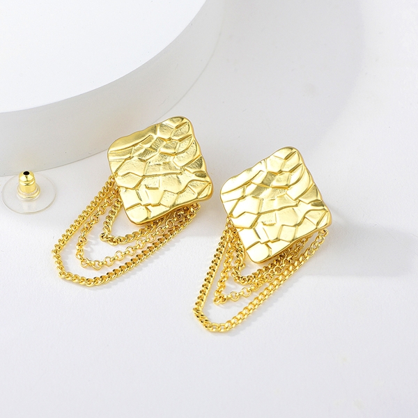 Picture of Dubai Gold Plated Dangle Earrings with Worldwide Shipping