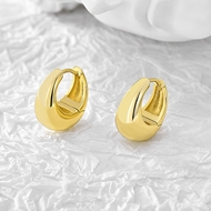 Picture of Small Gold Plated Earrings with Speedy Delivery