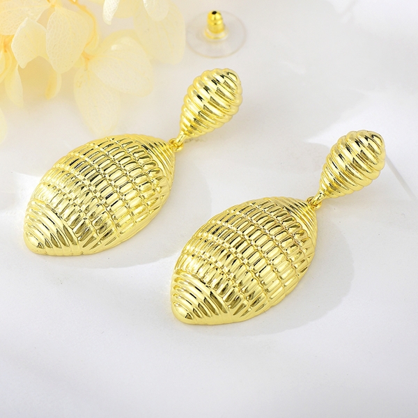 Picture of Top Medium Zinc Alloy Dangle Earrings