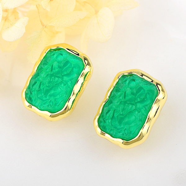 Picture of Origninal Medium Resin Stud Earrings