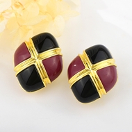 Picture of Stylish Medium Classic Stud Earrings