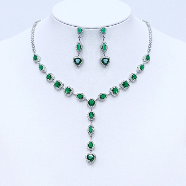 Picture of Amazing Medium Cubic Zirconia 2 Piece Jewelry Set