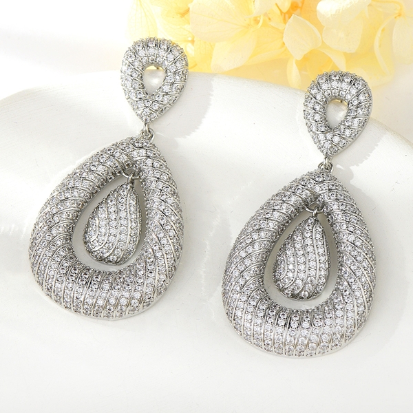 Picture of Good Quality Cubic Zirconia White Dangle Earrings