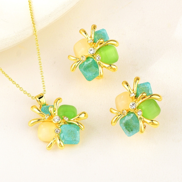 Picture of Funky Flowers & Plants Gold Plated 2 Piece Jewelry Set